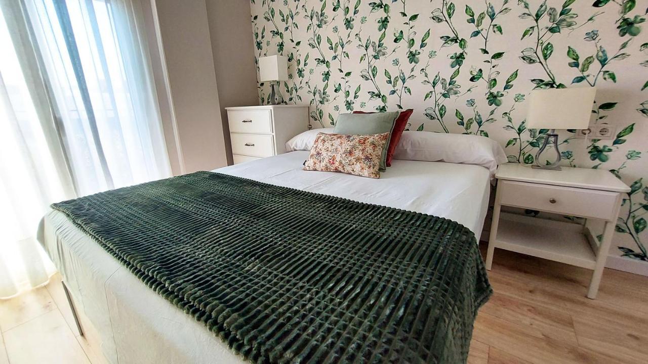Rentalsevilla Menendez Pelayo Exteriör bild